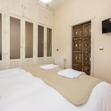 Downtown Jacuzzi Appartement Madrid Buitenkant foto
